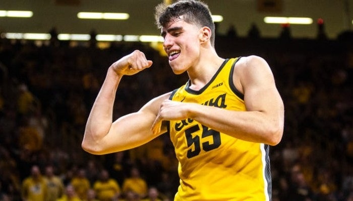 College Basketball Betting - Cash In With This Two-Team Big Ten Parlay (1/7)