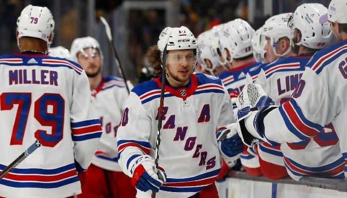 nhl picks december 4 2021