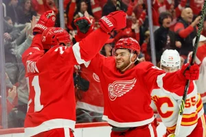 detroit red wings players celebrating