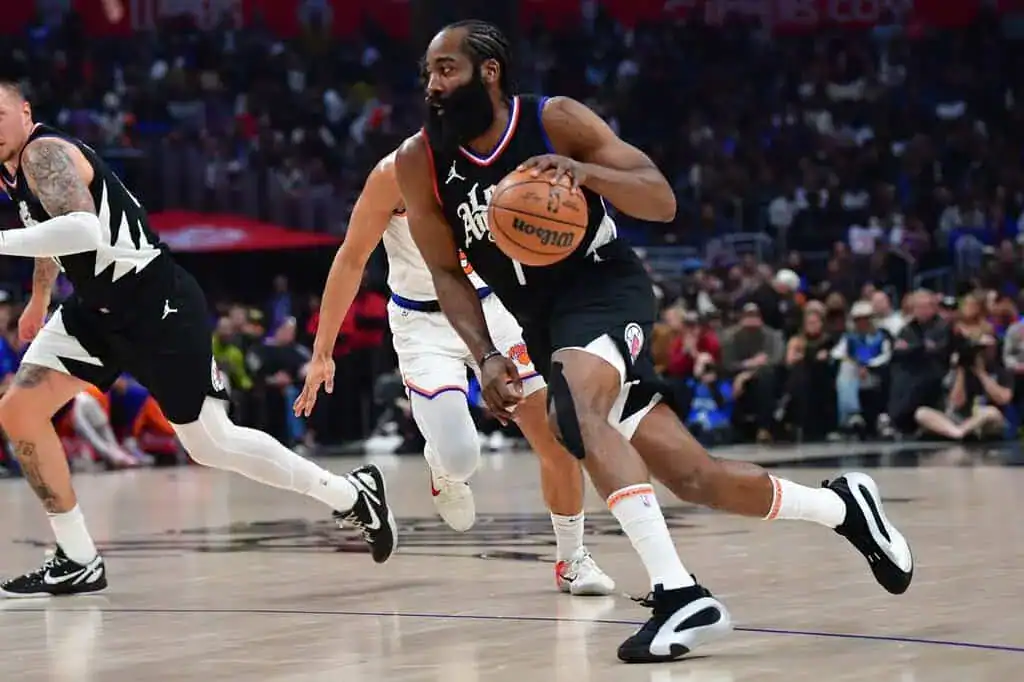 Basketball player dribbling