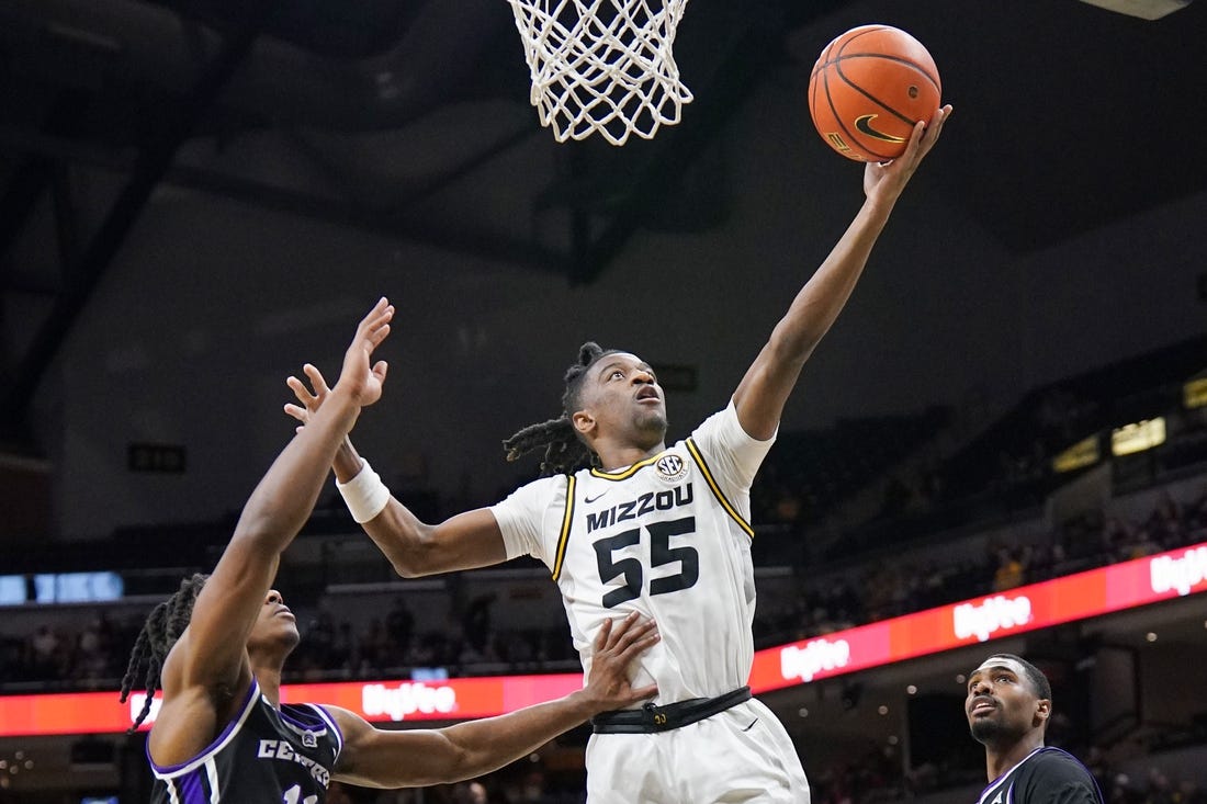 NCAAB 1 22196002