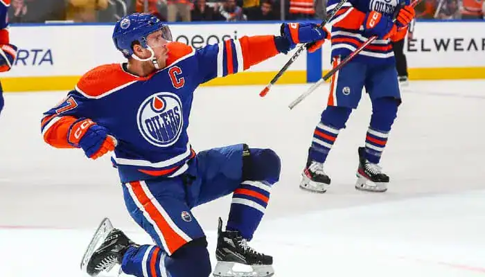 Connor McDavid celebrating after scoring