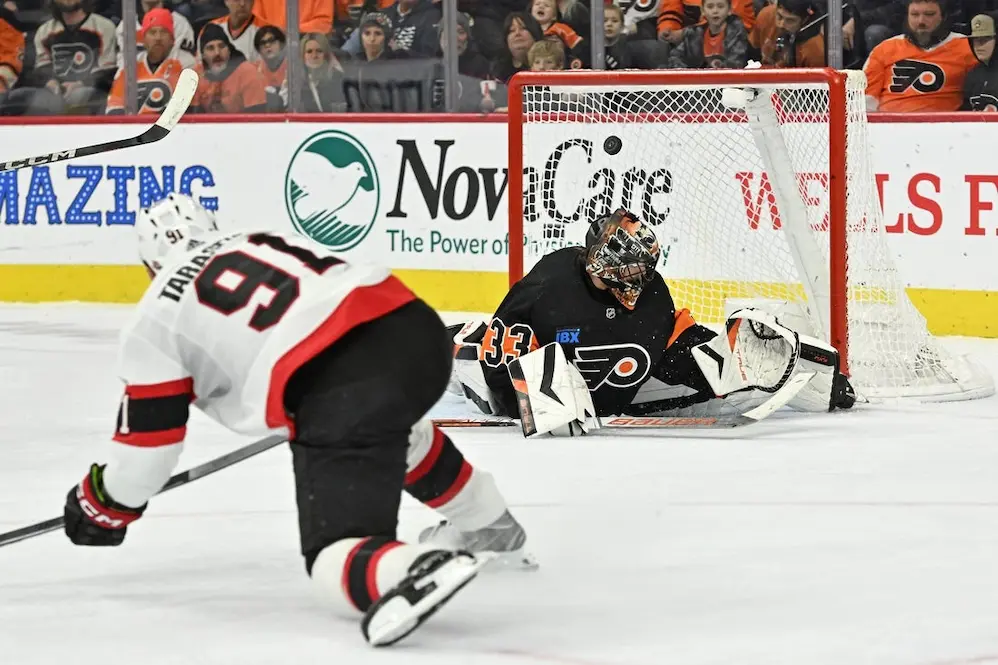 NHL 4 NHL player scoring goal