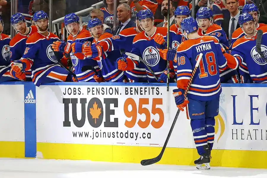 edmonton oilers players bench