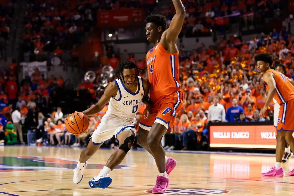 NCAAB 7 kentucky ncaab player evading block