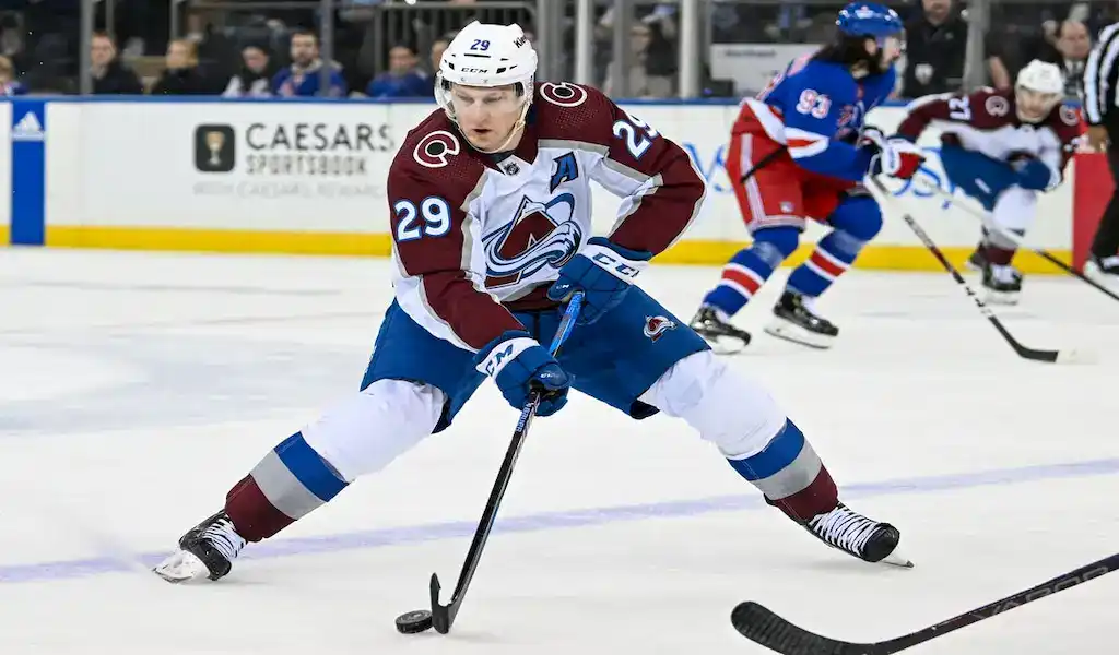 New Jersey Devils face the Colorado Avalanche on February 6, 2024, in an NHL matchup.