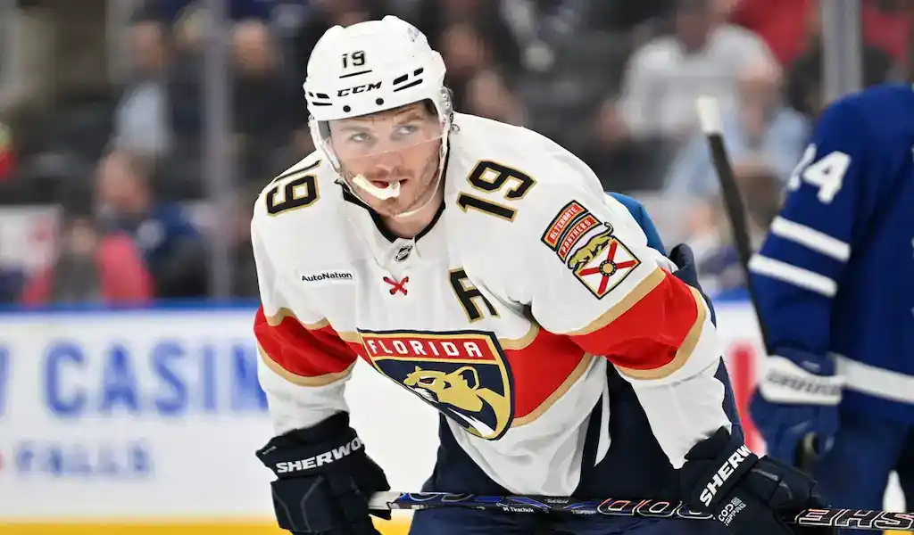 Florida Panthers player warms up during a game against the Montreal Canadiens on April 2, 2024.