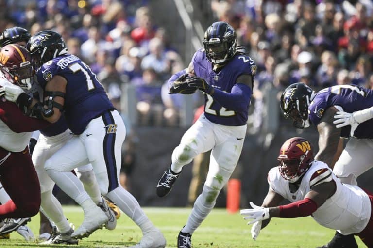 Ravens vs. Buccaneers HighScoring Monday Night Showdown with Playoff Implications