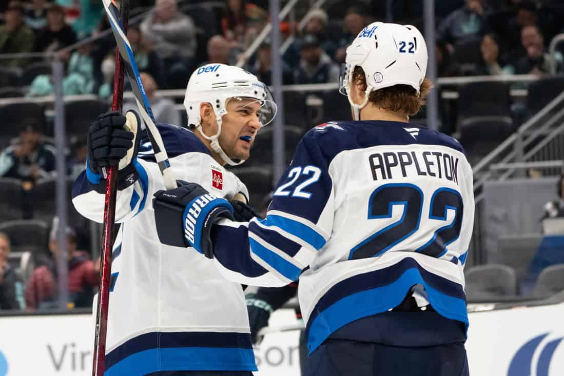 NHL 10 Jets player Celebrating