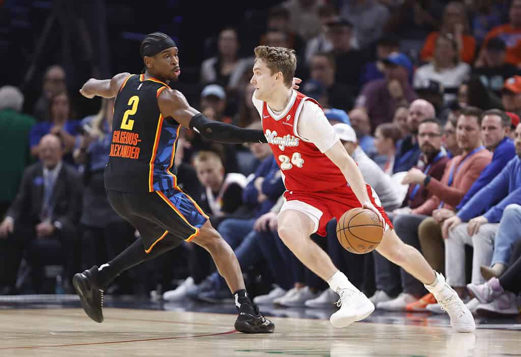 Golden State Warriors vs Memphis Grizzlies Picks and Predictions January 4th 2025