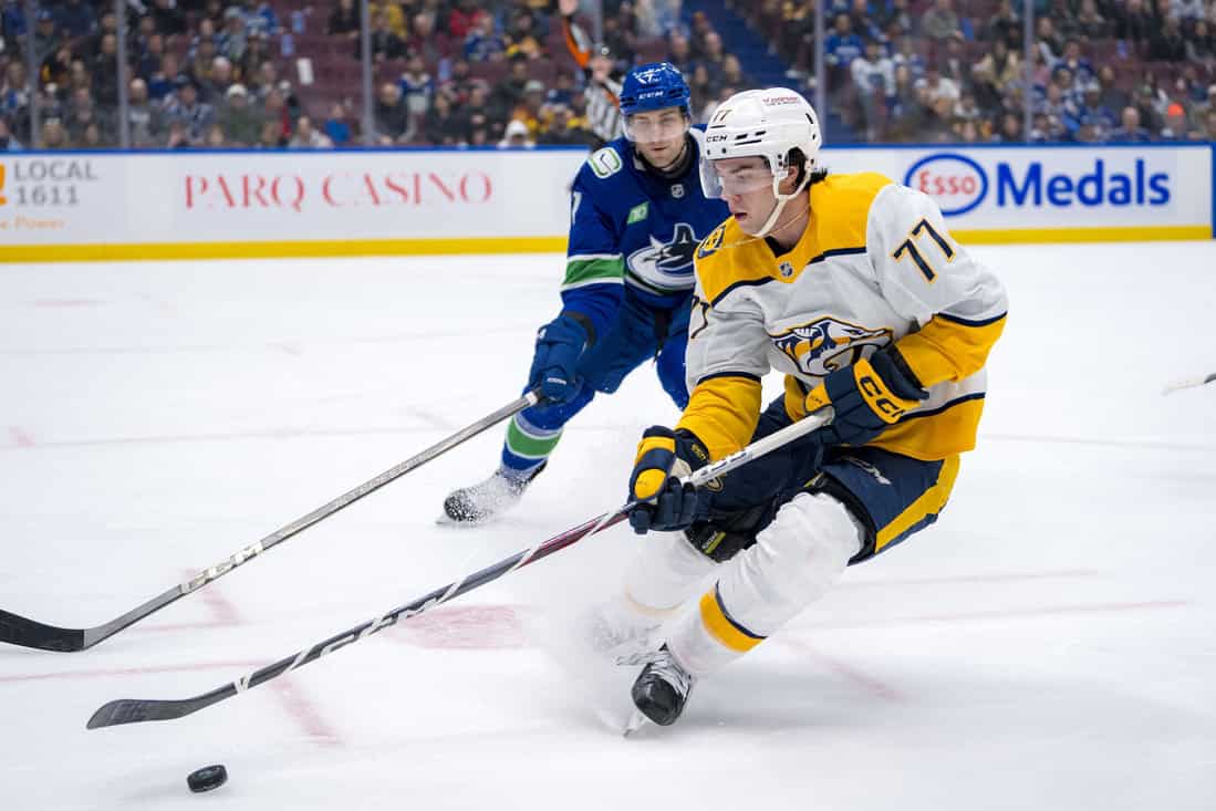 NHL 9 25111149 Logo
