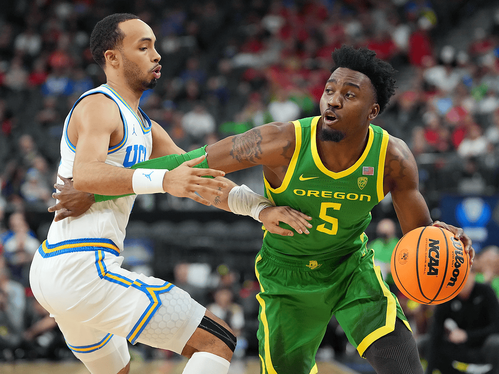 Oregon Ducks vs Washington Huskies Picks and Predictions January 21st 2025 2 image 174