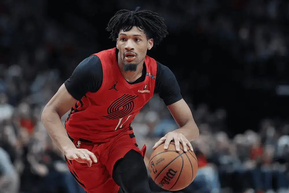 trail blazers player dribble