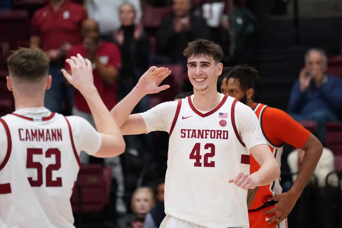 NCAAB 8 Stanford Players celebrating
