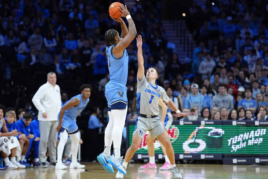 NCAAB 8 Wild cats player shootingting