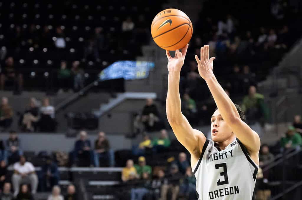 Iowa Hawkeyes vs Oregon Ducks Picks and Predictions February 19th 2025