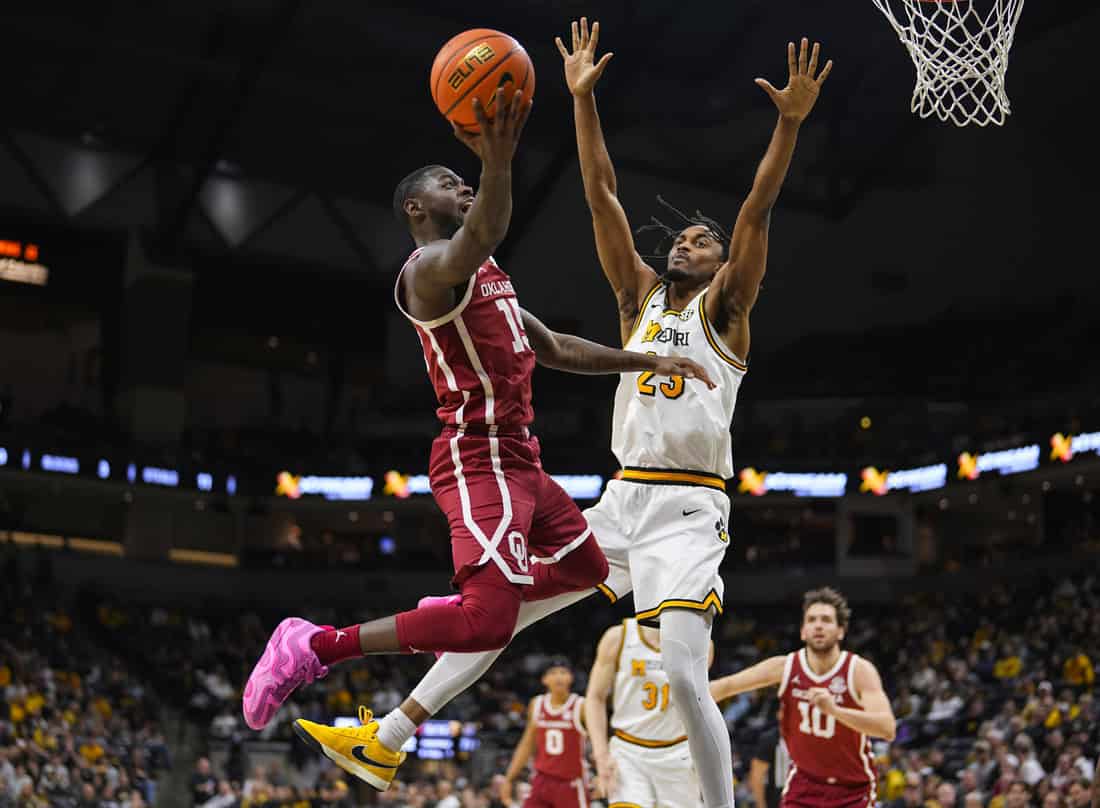 NCAAB 5 25404408 Logo