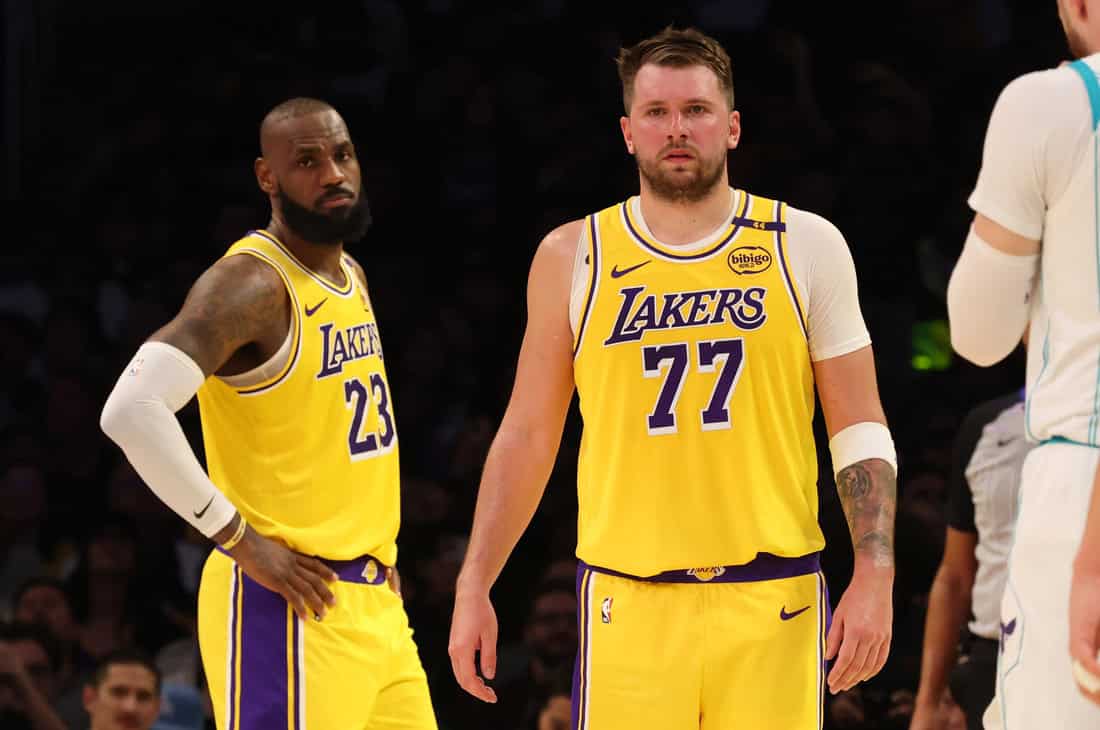 6 Portland Trail Blazers vs Los Angeles Lakers
