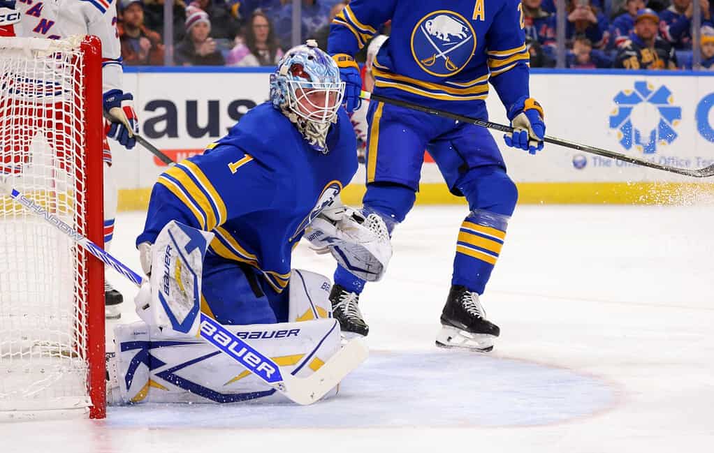 Carolina Hurricanes vs Buffalo Sabres