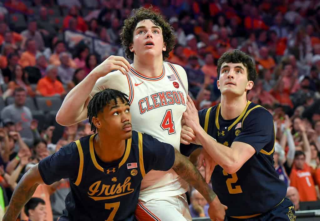 Virginia Cavaliers vs Clemson Tigers