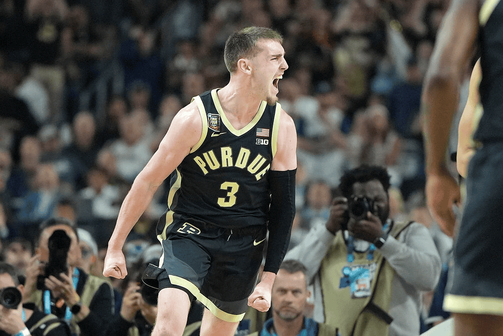 Iowa Hawkeyes vs Purdue Boilermakers Picks and Predictions February 4th 2025 3 image 36