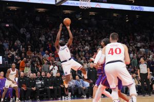 Clippers Player Shooting