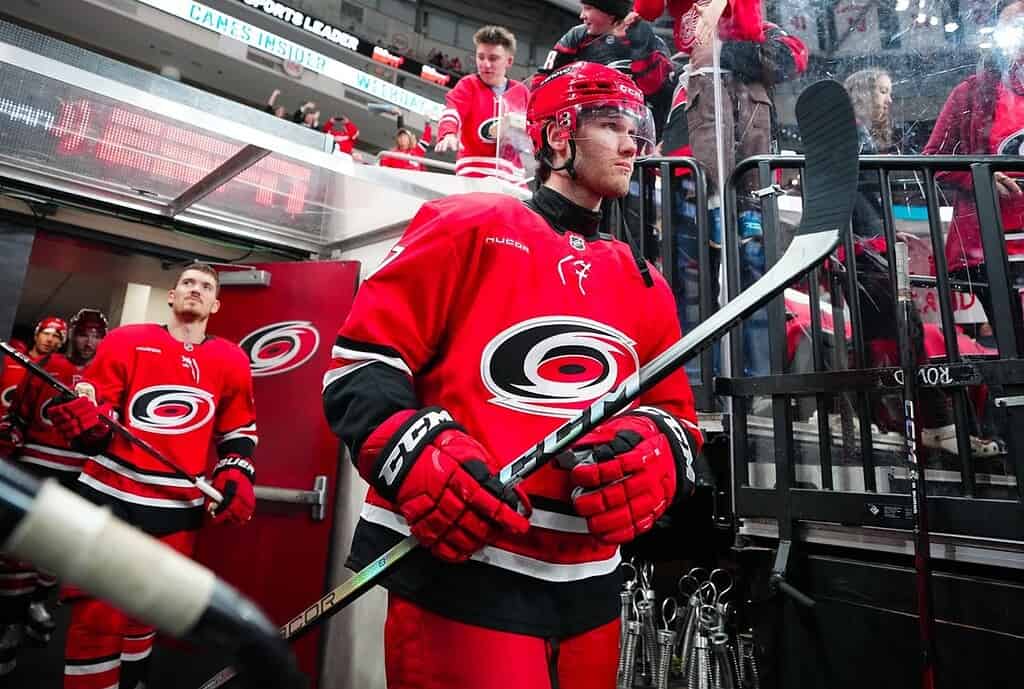 Carolina Hurricanes vs Nashville Predators