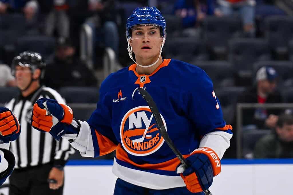Philadelphia Flyers vs New York Islanders Picks and Predictions April 12th 2025