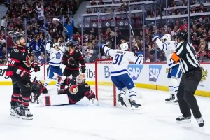 nhl players celebrating goal