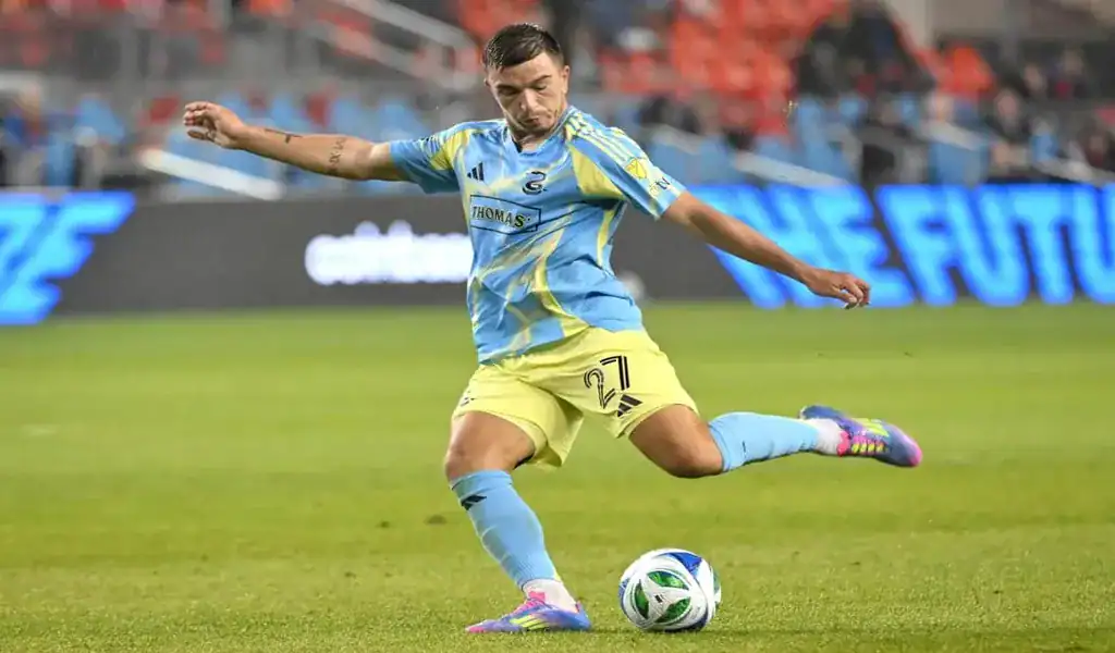 Philadelphia Union player takes a powerful shot during match against FC Dallas