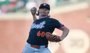 San Francisco Giants pitcher throws during game against the Detroit Tigers on May 26, 2025.