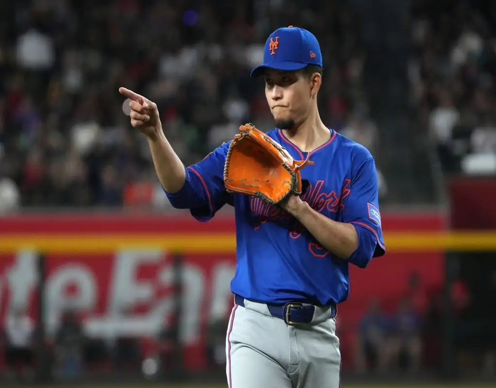 New York Mets pitcher reacts during May 13, 2025 MLB matchup against Pittsburgh Pirates