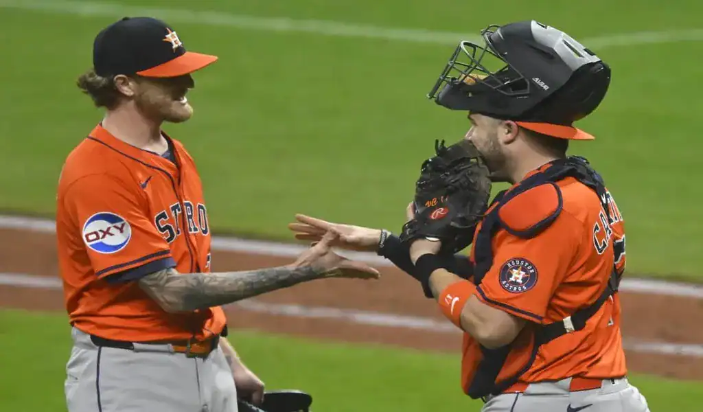 Houston Astros players celebrate during game against the Cleveland Guardians, June 8th 2025