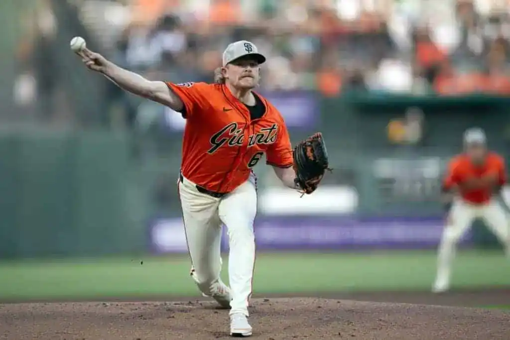 GIANTS PLAYER PLAY