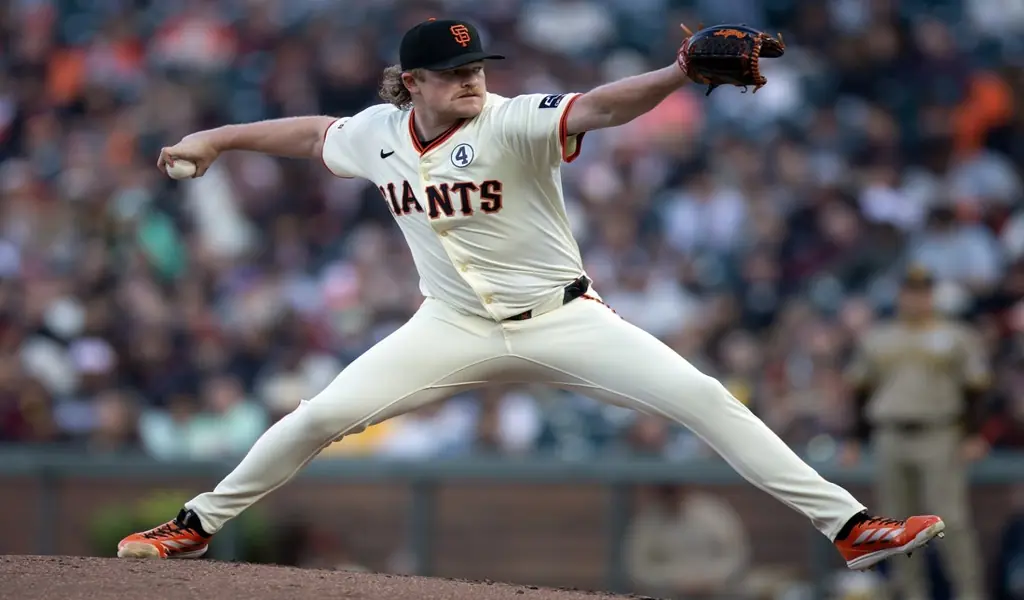San Francisco Giants pitcher throws a pitch during MLB game against Miami Marlins on June 25th 2025