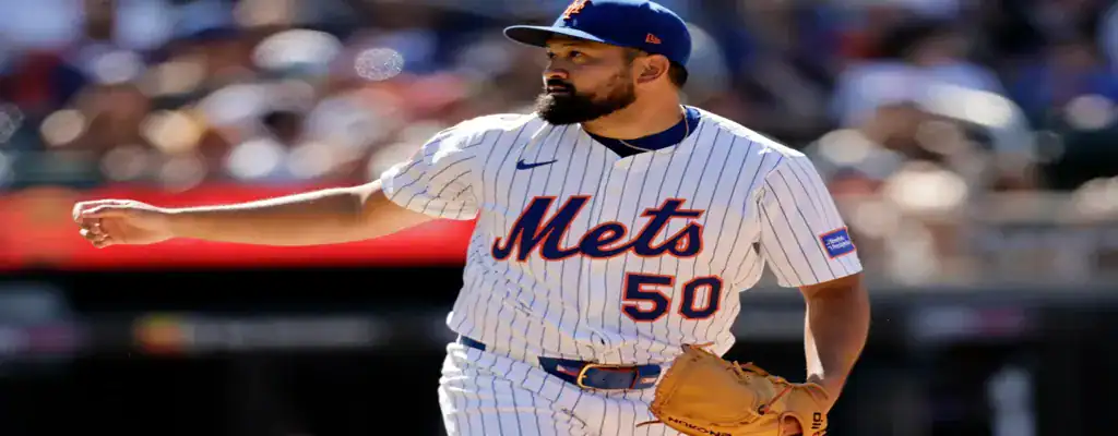 Mets pitcher in action during a game