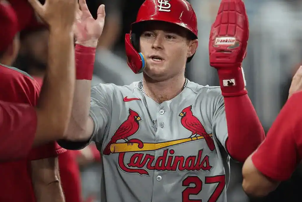CARDINALS PLAYERS CLAP