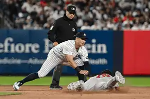 PITCHING PLAYER