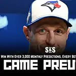Inicio 7 A person wearing a Blue Jays cap is featured in front of a sports background, with promotional text about a game preview.